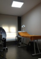 Clinica Medico Esttica en Plaza Al-Andalus (Bloque 1-1A) Baza, Sustitucin de luminaria techo por bandeja LED 60x60 40W FRIO, reduccion del consumo electrico un  65%